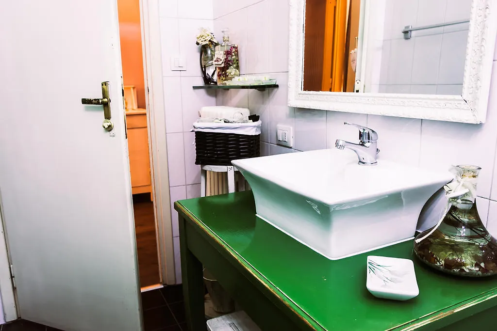Bric A Brac Bed & Breakfast Florence